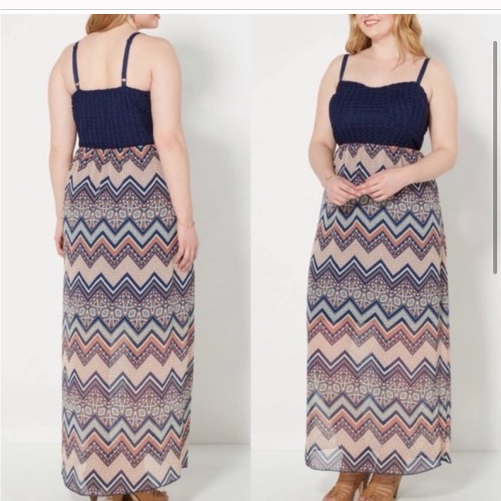 Plus size chevron Patterned navy maxi dress